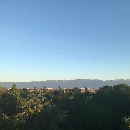 Appartement Amazing Views In Center Close To Airport And Train Station Un Who Wipo Wto *